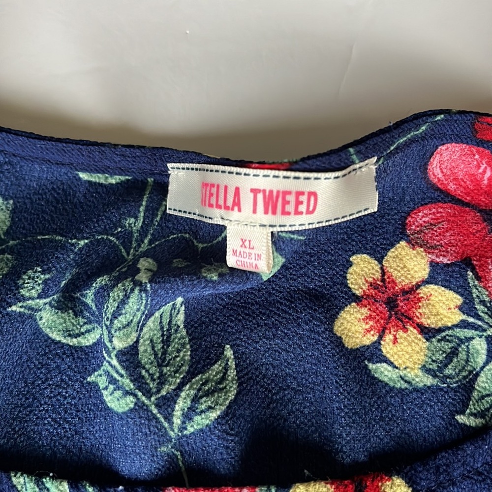 Stella Tweed - image 4